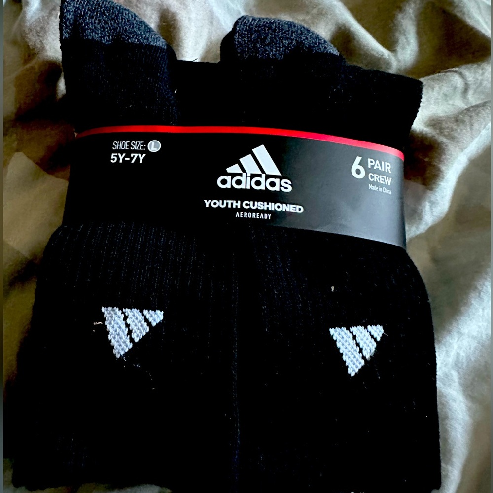 Kids Adidas 6-pair crew socks 5Y-7Y